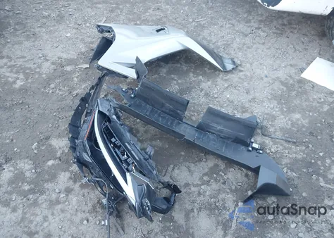 2021 Lexus Is 350 F Sport z USA, uszkodzony, nr VIN JTHGZ1B22M5042766